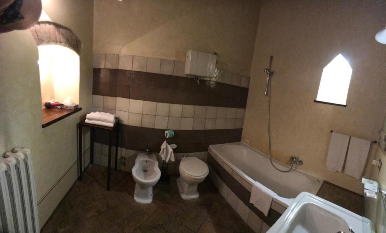 Camere Della Vecchia Posta 트레비 외부 사진