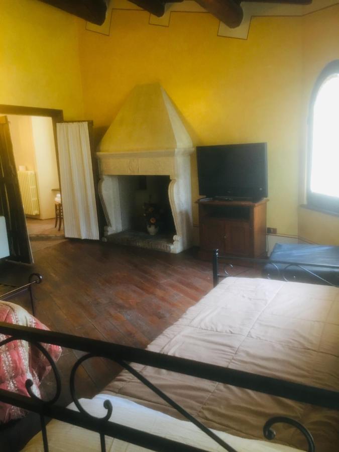 Camere Della Vecchia Posta 트레비 외부 사진