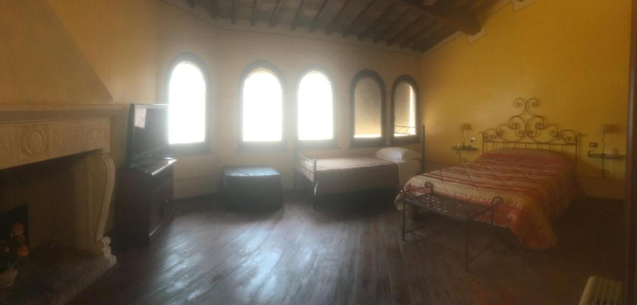 Camere Della Vecchia Posta 트레비 외부 사진